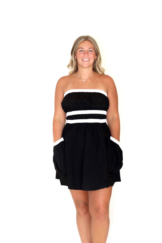 Black and White Pocket Dress